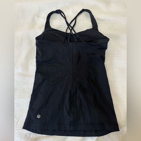Lululemon Workout Top - Picture 2 of 3